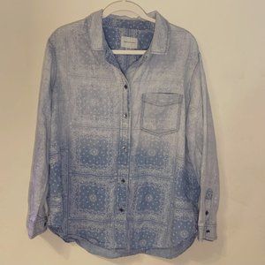 American Eagle Size M Oversized Acid Wash Denim Boyfriend Shirt